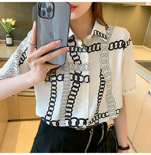 Load image into Gallery viewer, Handsome short-sleeved retro printed shirt with niche design
