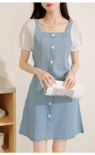 Load image into Gallery viewer, Petite puff sleeve slimming denim dress
