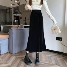 Load image into Gallery viewer, Gold velvet mid-length high-waisted slimming fishtail skirt
