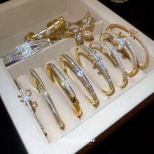 Load image into Gallery viewer, Gold plated diamond-encrusted letter opening bracelets
