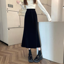 Load image into Gallery viewer, Gold velvet mid-length high-waisted slimming fishtail skirt
