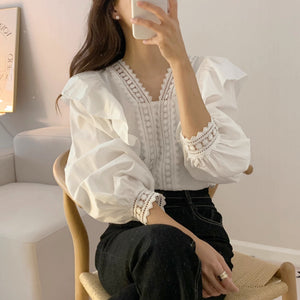 Elegant lace V-neck spliced with ruffles, loose casual puff sleeve lining