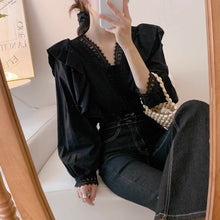 Load image into Gallery viewer, Elegant lace V-neck spliced with ruffles, loose casual puff sleeve lining
