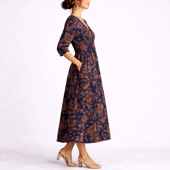Amber | Graceful Floral V-Neck Midi Christmas Dress