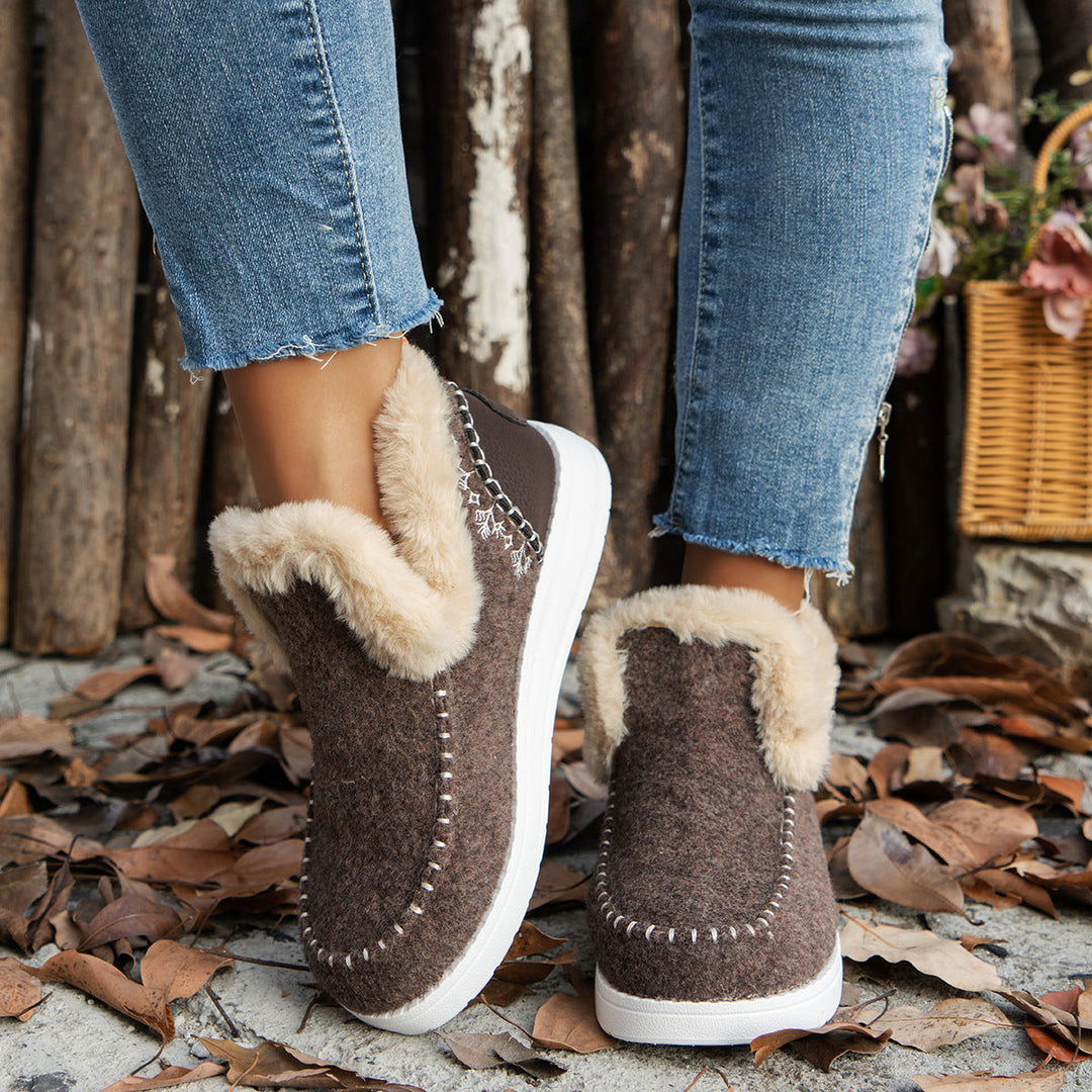 Brittany | Relaxed Faux Fur Collar Moccasin Slippers