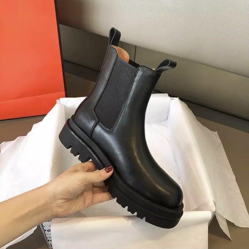 Donna | Chic Platform Lug Sole Combat Boots for Women
