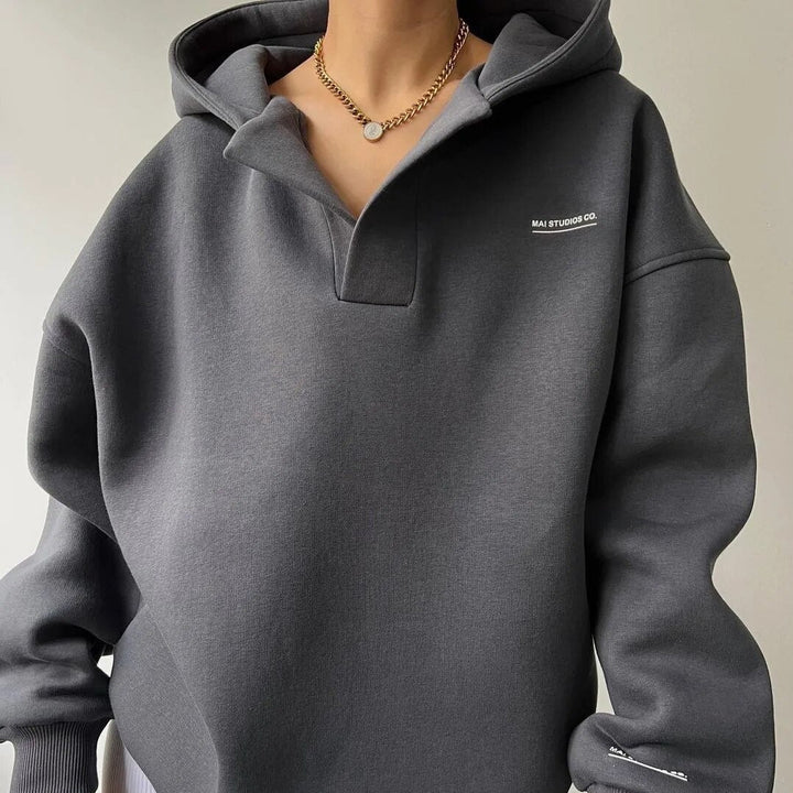 Emma | Effortless Oversized Sweatshirt with Crossover Hood