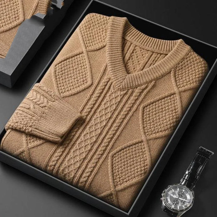 Frank | Cozy V-Neck Chunky Cable Knit Sweater