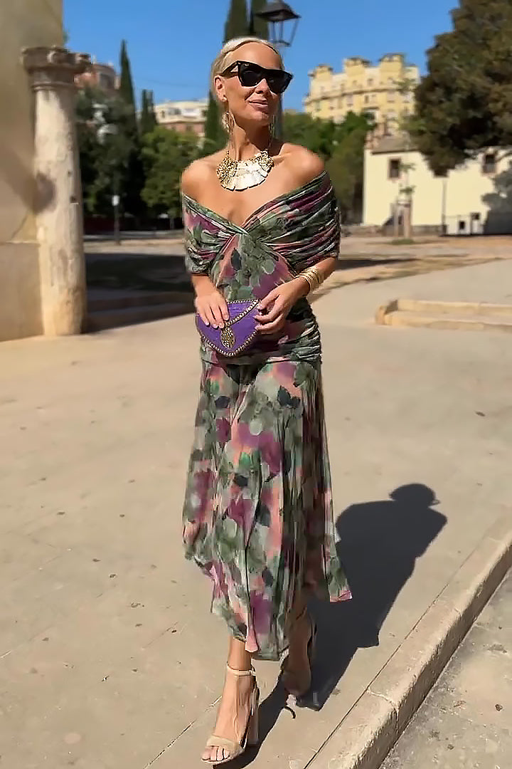 Gloria | Effortless Off-Shoulder Floral Print Holiday Dress
