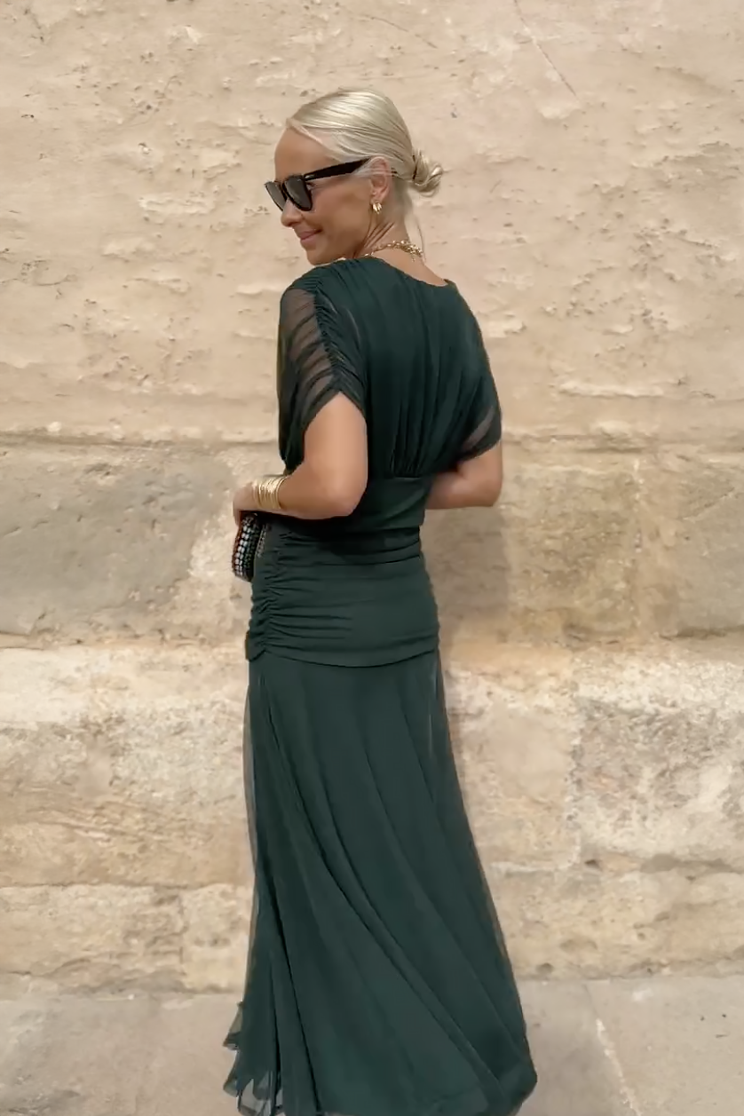Gloria | Effortless Off-Shoulder Floral Print Holiday Dress