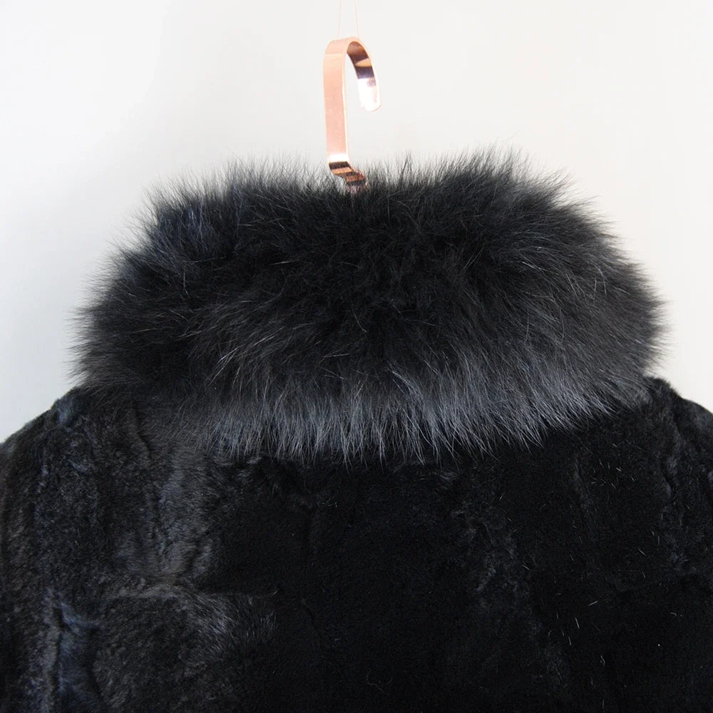 Hannah | Effortless Textured Fur Coat with Collar Detail