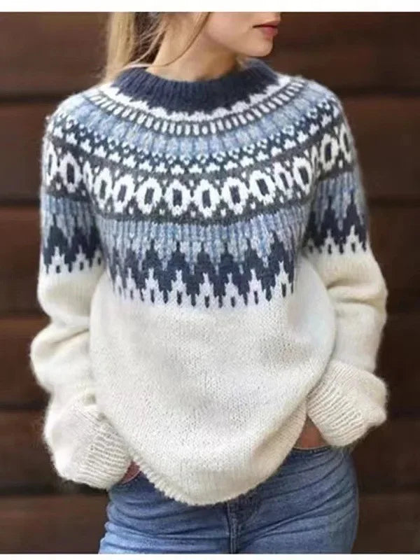 Janice | Effortless Fair Isle Crew Neck Christmas Sweater Women