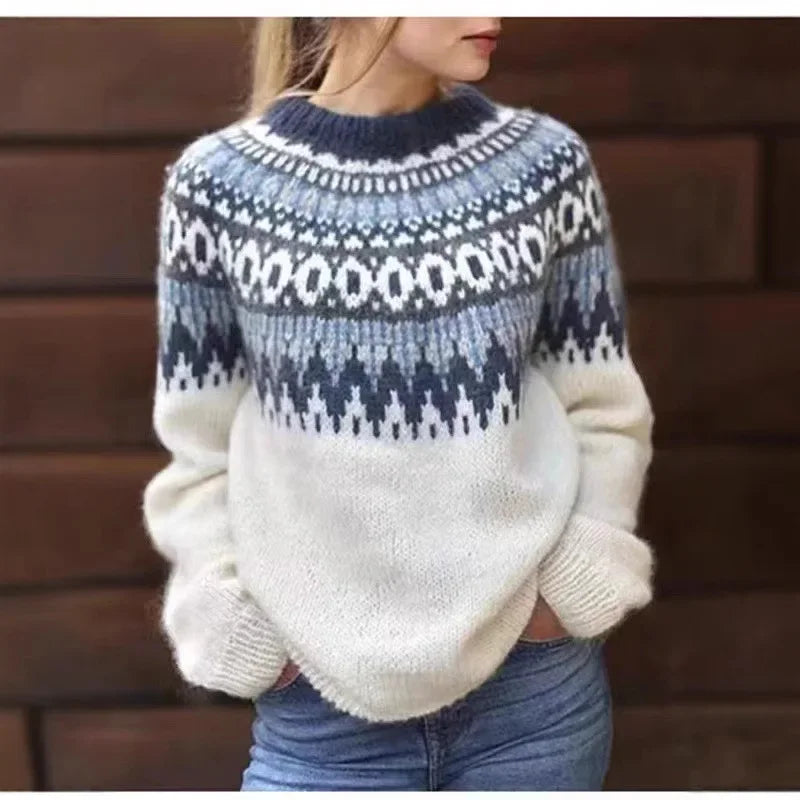 Janice | Effortless Fair Isle Crew Neck Christmas Sweater Women