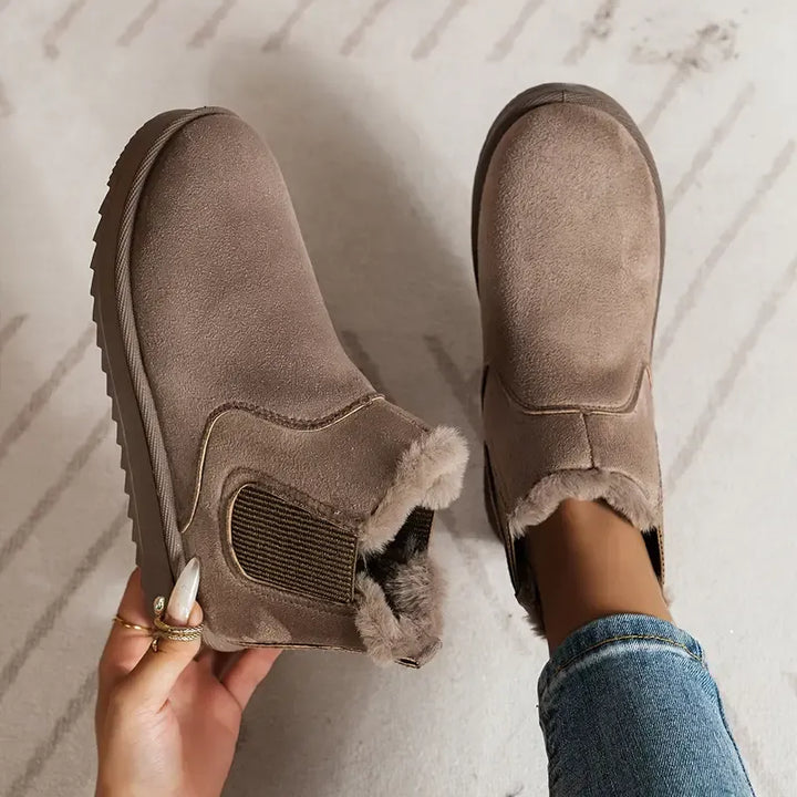 Janice | Stylish Fur-Lined Chelsea Winter Boots Women