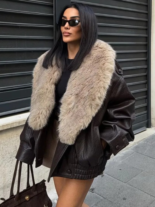 Joyce | Timeless Plush Collar Double-Breasted Leather Jacket