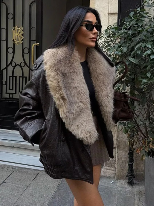 Joyce | Timeless Plush Collar Double-Breasted Leather Jacket