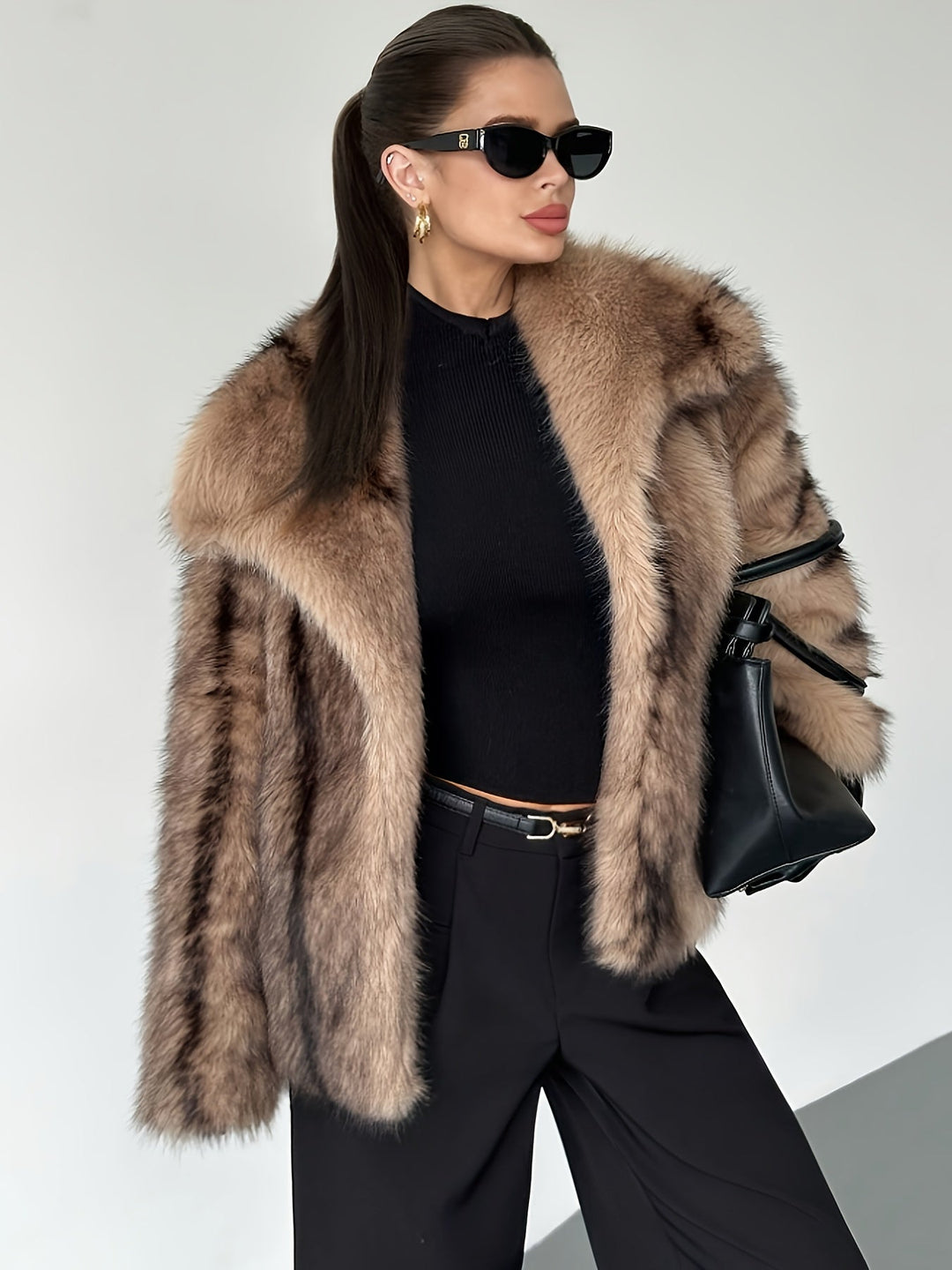 Judith | Sophisticated Oversized Cropped Notch Collar Fur Coat