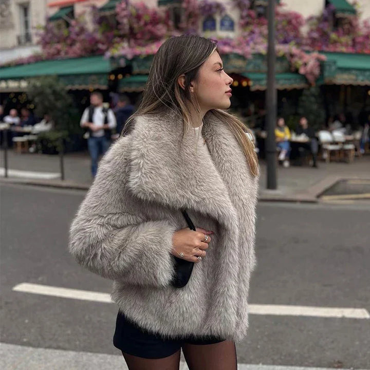 Julia | Stylish Oversized Shawl Collar Faux Fur Coat