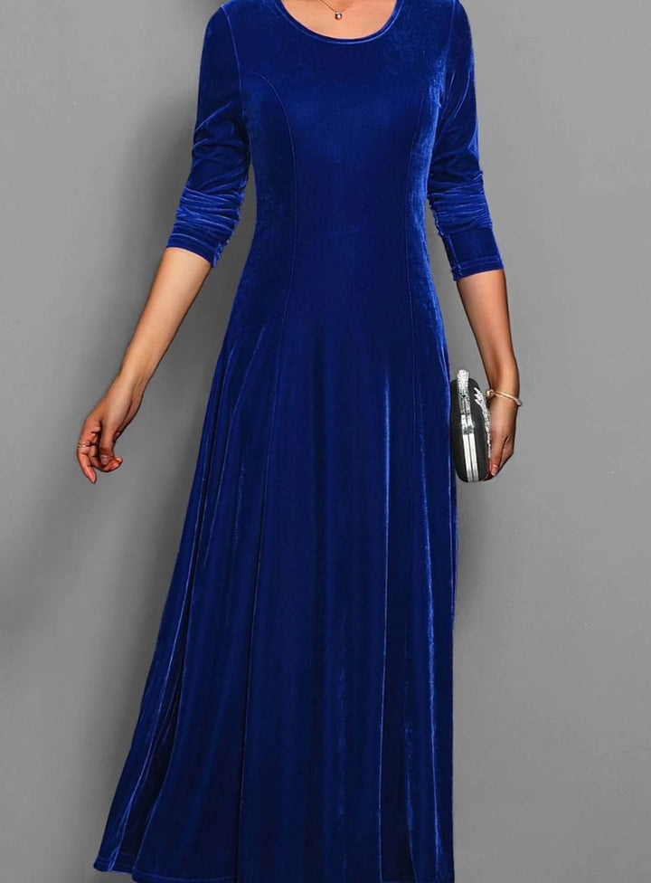 Julie | Effortless Long Sleeve A-Line Maxi Christmas Dress