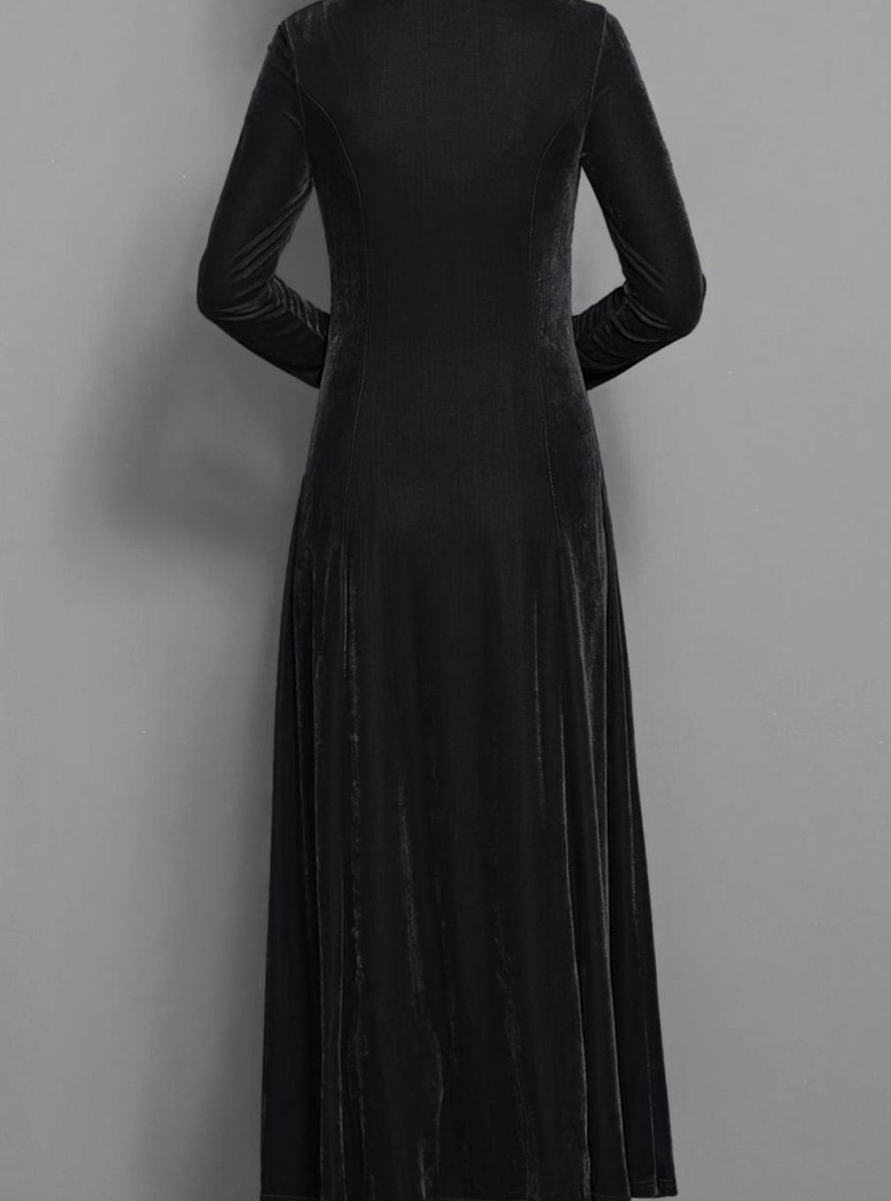 Julie | Effortless Long Sleeve A-Line Maxi Christmas Dress