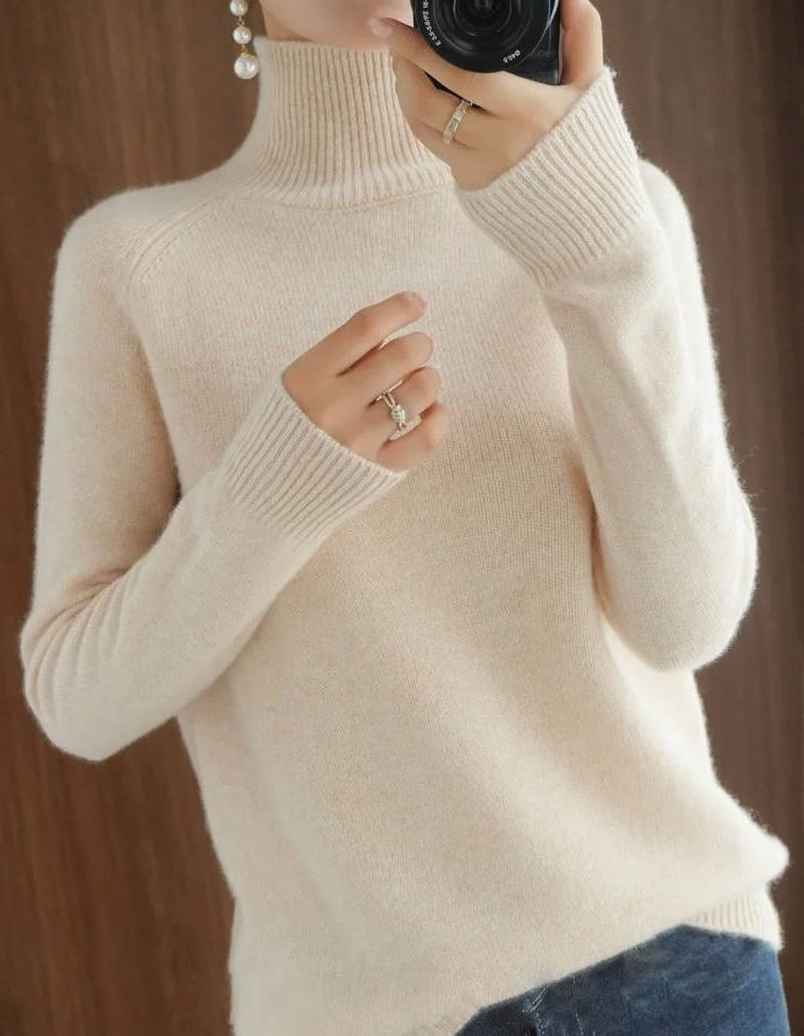 Karen | Polished Ribbed Trim Long Sleeve Turtleneck Sweater