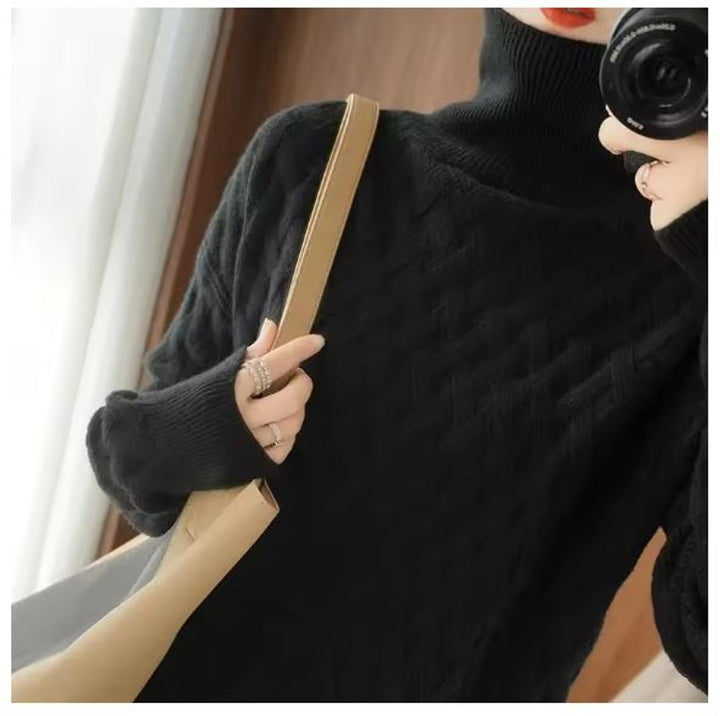 Kathryn | Sophisticated Oversized Cable Knit Turtleneck Sweater