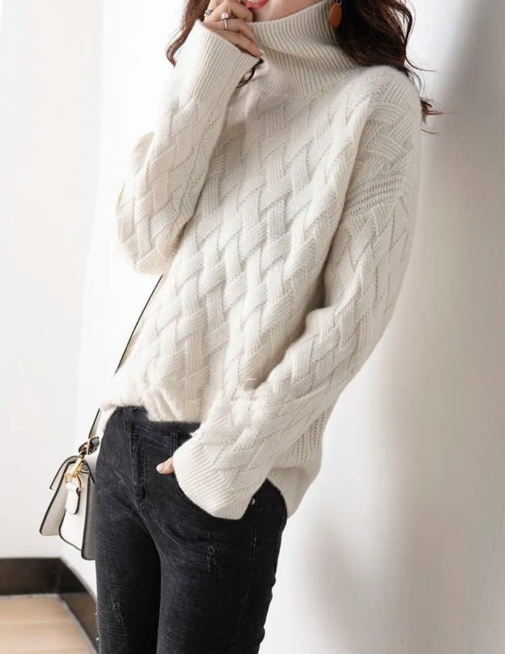 Kathryn | Sophisticated Oversized Cable Knit Turtleneck Sweater