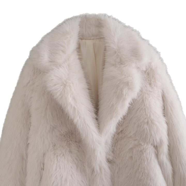 Kelly | Graceful Shawl Collar Cropped Fur Coat