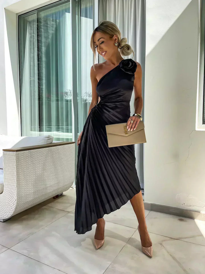 Laura | Graceful One-Shoulder Pleated Maxi Christmas Dress