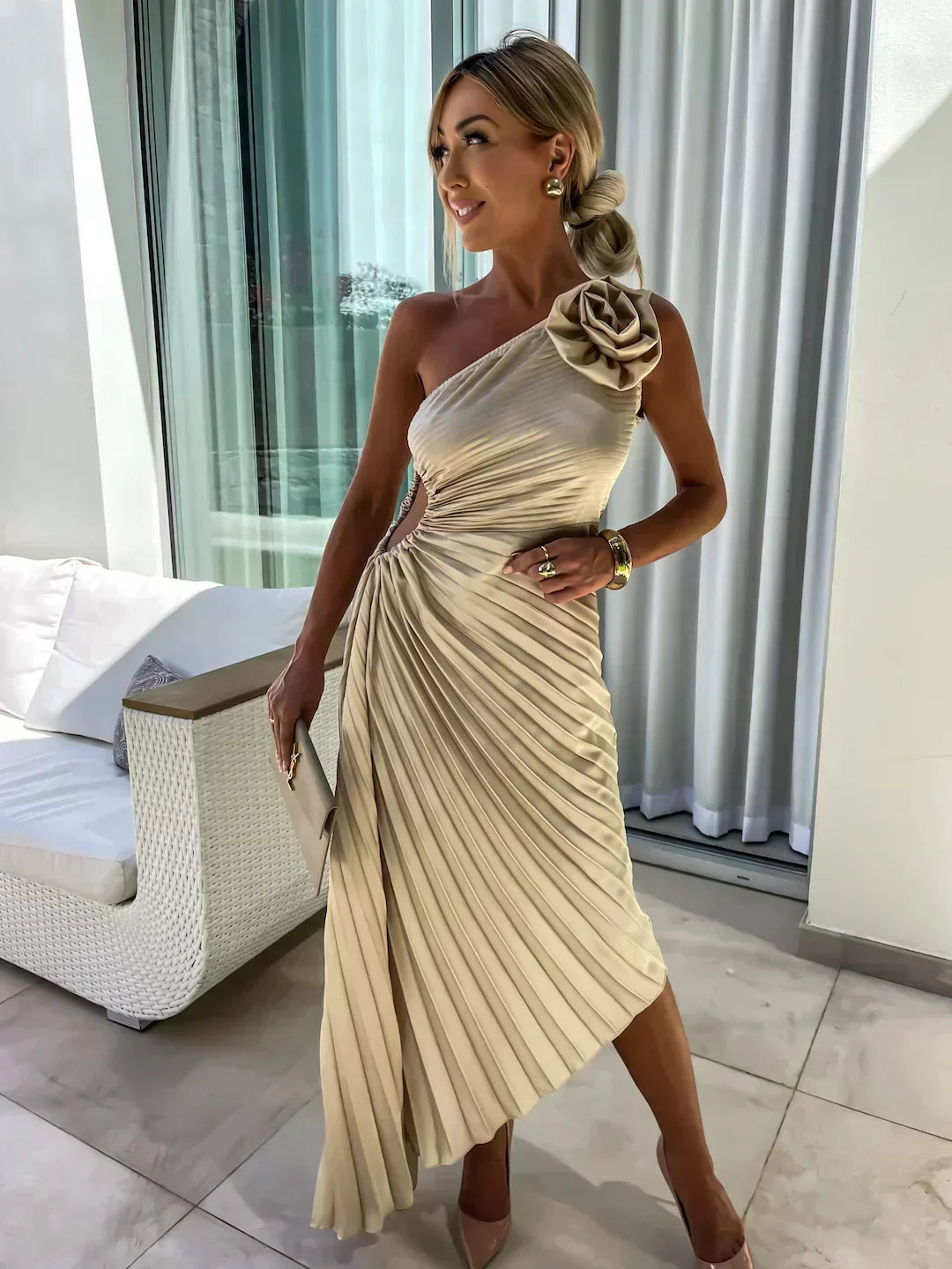 Laura | Graceful One-Shoulder Pleated Maxi Christmas Dress