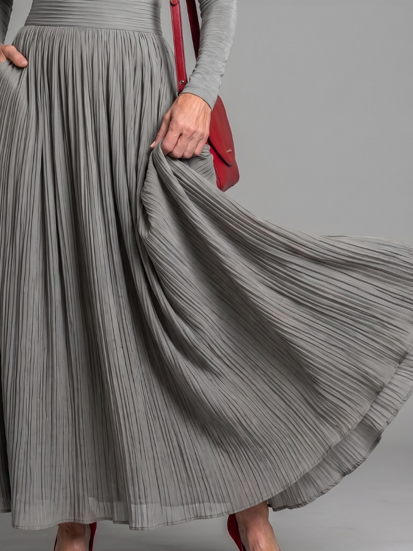 Marilyn | Classic Pleated Turtleneck Midi Winter Dress