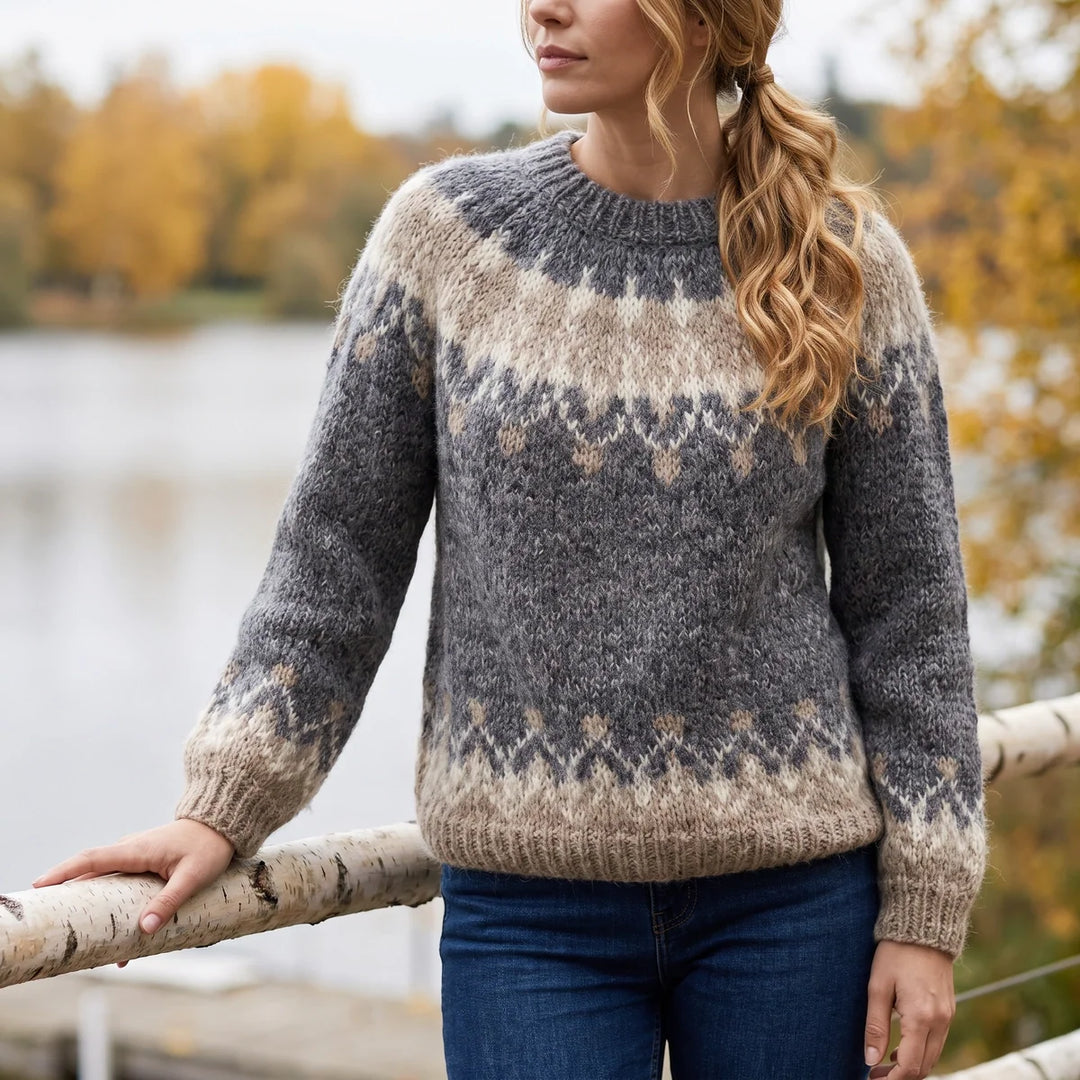 Natalie | Fair Isle Crew Neck Christmas Sweater Women