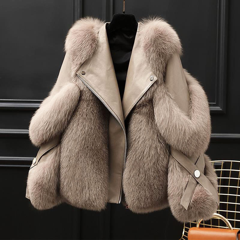 Rachel | Stylish Oversized Fur Collar Fur Coat Jacket