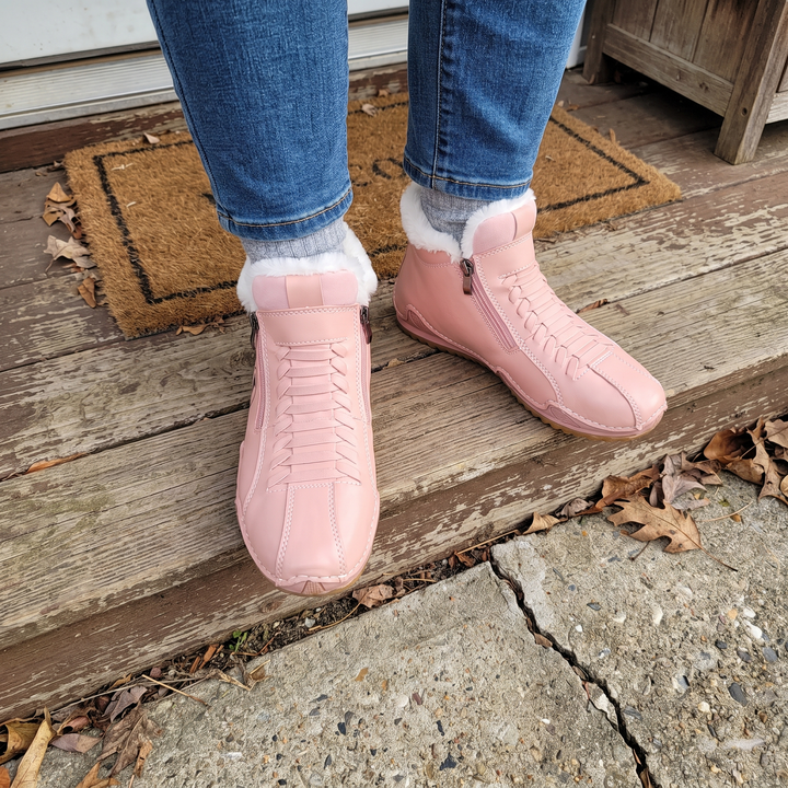 Teresa | Plush-Lined Side Zip Ankle Snow Boots