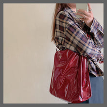 Load image into Gallery viewer, Commuter Soft Leather Tote Bag
