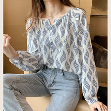 Load image into Gallery viewer, 2022 Spring Women&#39;s Clothing Long-sleeved Printed Shirt
