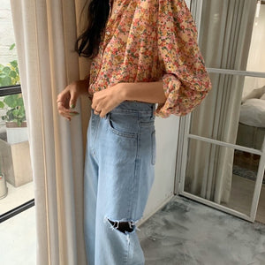 V-neck Floral Western-style Blouse Shirt