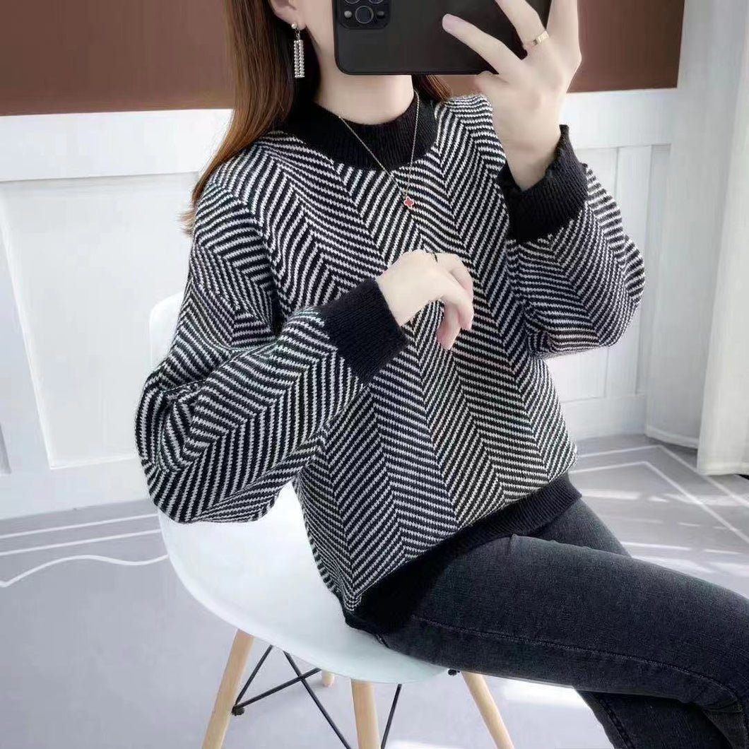 Loose Wild Striped Round Neck Lazy Style Sweater