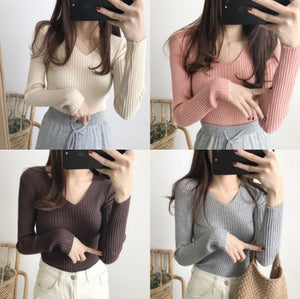 V-neck Long-sleeved Slim Fitting Pullover Sweater